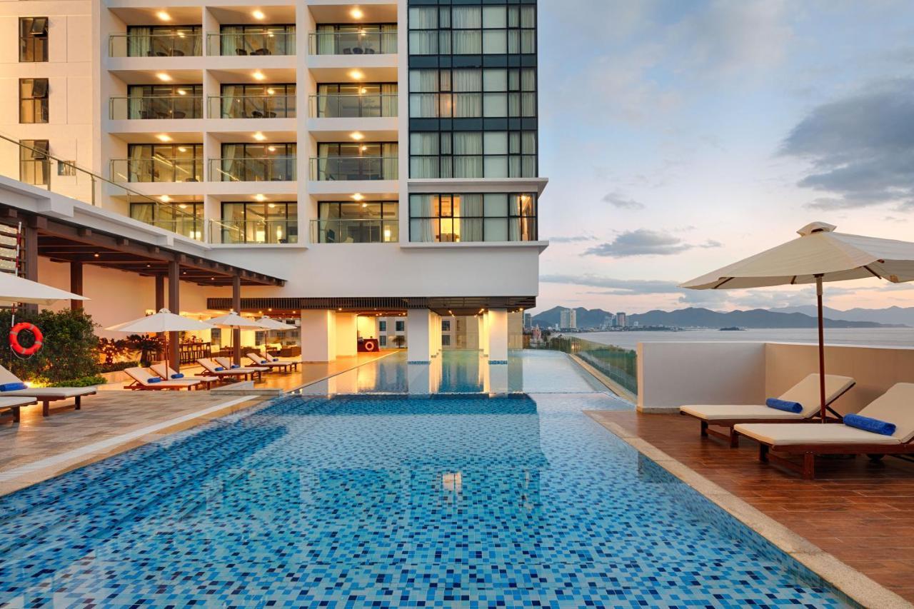 Vinpearl Beachfront Нячанг Экстерьер фото