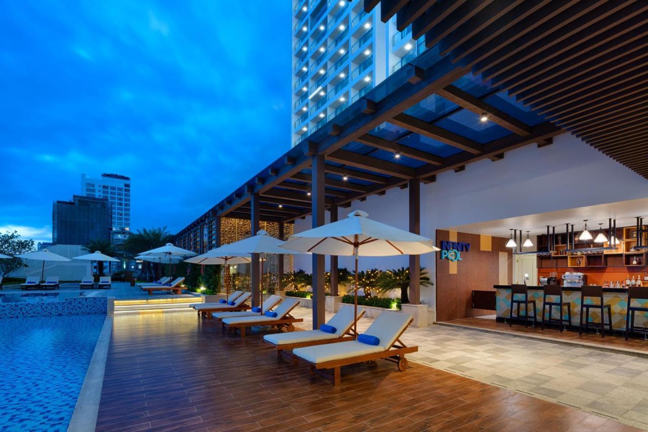 Vinpearl Beachfront Нячанг Экстерьер фото